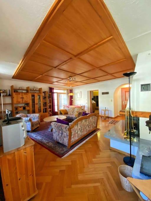 Casa Lalla Affittasi Nel Centro Di Poschiavo Exterior foto
